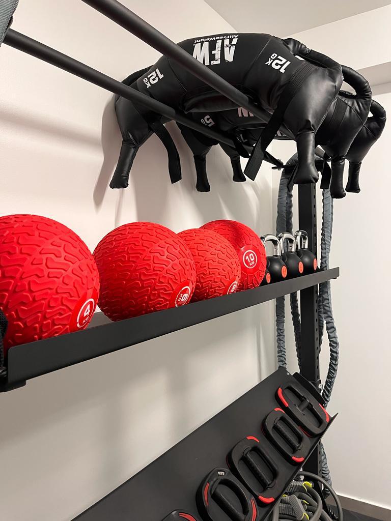 Medecine balls et sacs lestés du studio